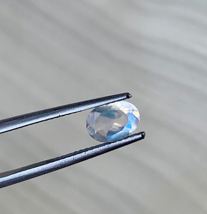 June - 0.58ct Moonstone